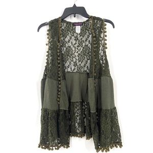 Young & Wild Summer Vintage Pom Pom Vest-Olive